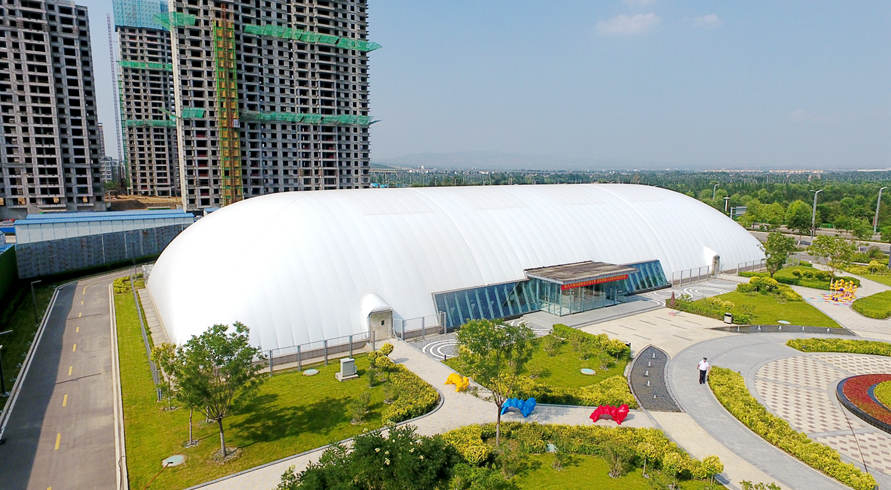 <span style='font-size:24px;'><strong>एयर डोम्स</strong></span>